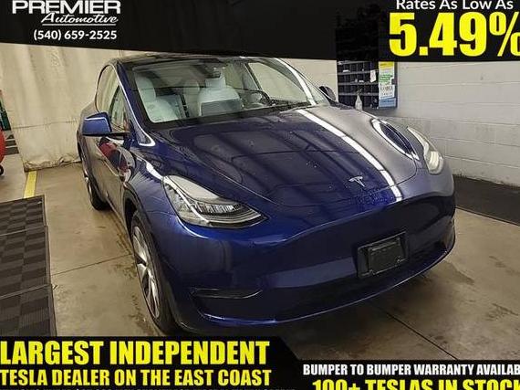 TESLA MODEL Y 2021 5YJYGDEE5MF114710 image